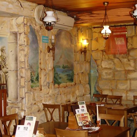 Hotel Don Quijote Középkori Panzio és Étterem Lenti Exterior foto