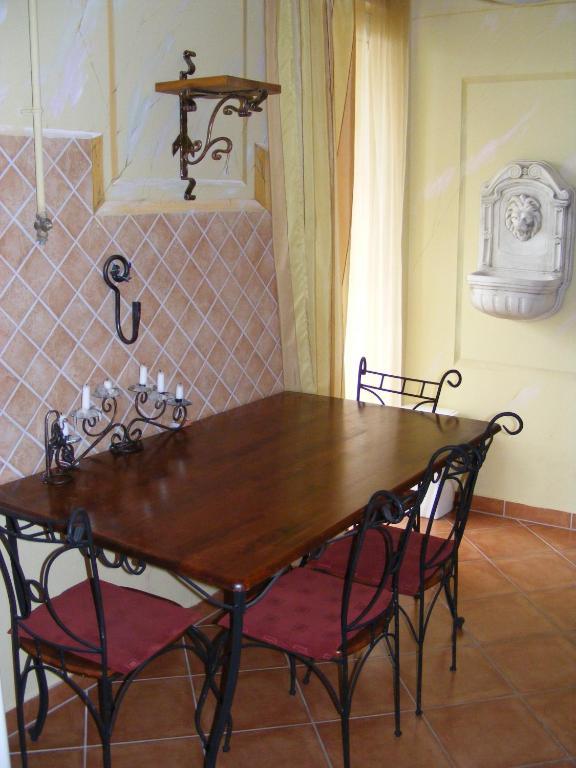 Hotel Don Quijote Középkori Panzio és Étterem Lenti Habitación foto
